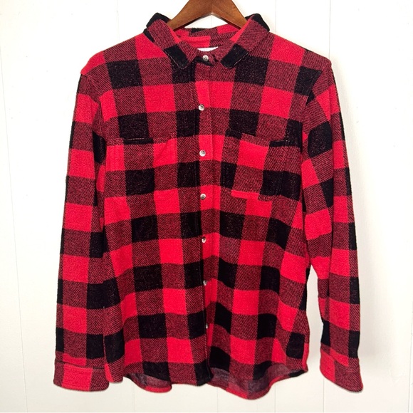 Time and Tru Sweaters - Red and Black Plaid Women’s‎ Shirt